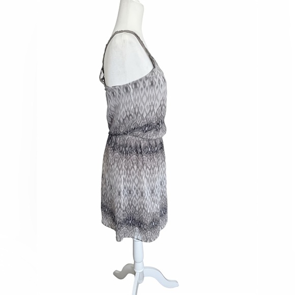 Express Women’s Flowy Dress S White Gray Ombre Ikat Print Boho Crochet Back - Picture 3 of 10